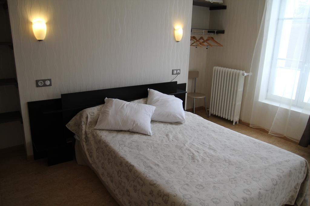 La Madeleine Hotel Saint-Benoît-sur-Loire Szoba fotó